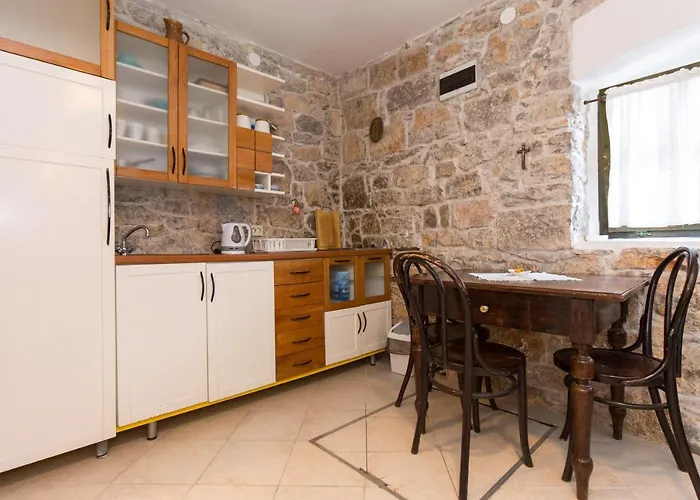 Roko Lägenhet Punat