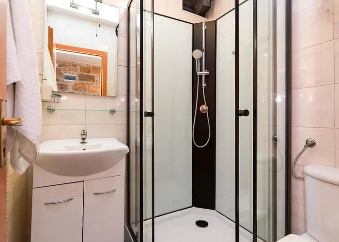 Roko Lägenhet Punat